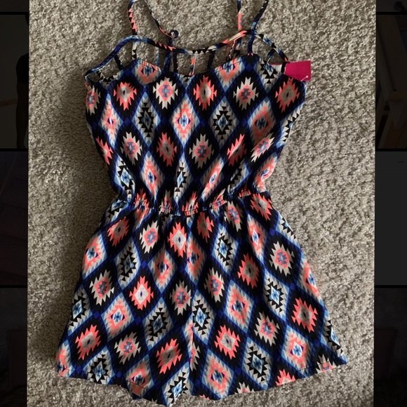 Romper - Picture 1 of 2